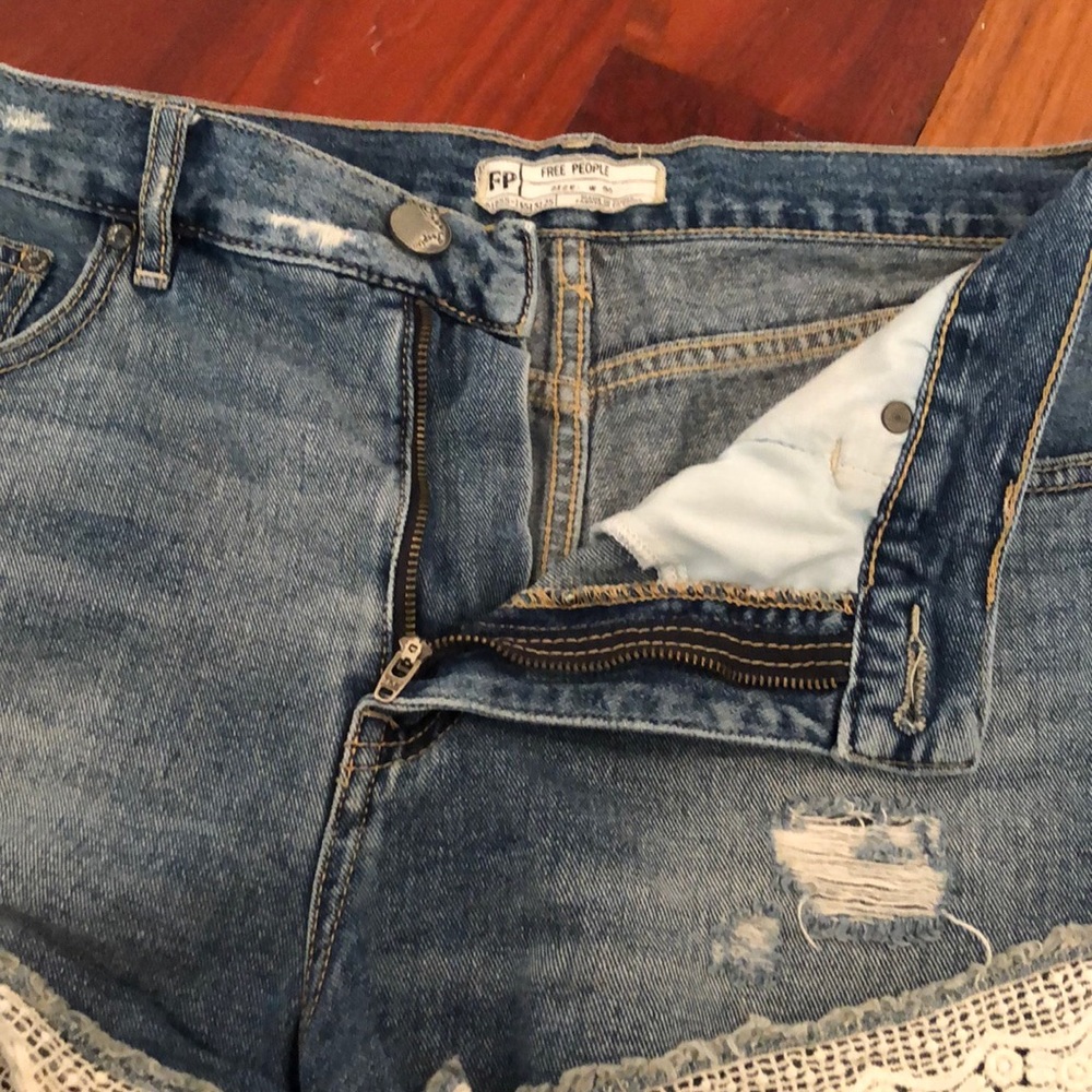 Free People shorts - Picture 4 of 5